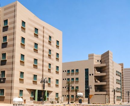 مبنى إسكان أعضاء هيئة التدريس متعدد الأدوار بحجر فاتح